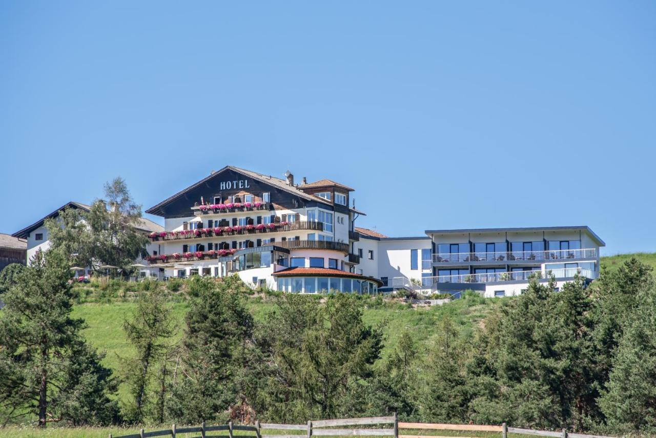 Panoramahotel Obkircher Nova Ponente Exteriér fotografie